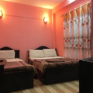 2* Hotel Pashupati Darshan