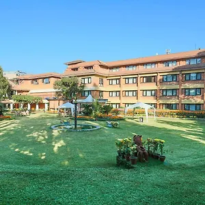 Shangri-la, Hotel